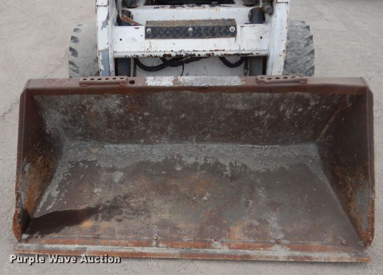 image for item IV9543 2005 Bobcat S150  skid steer loader