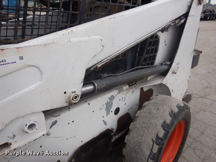 image for item IV9543 2005 Bobcat S150  skid steer loader