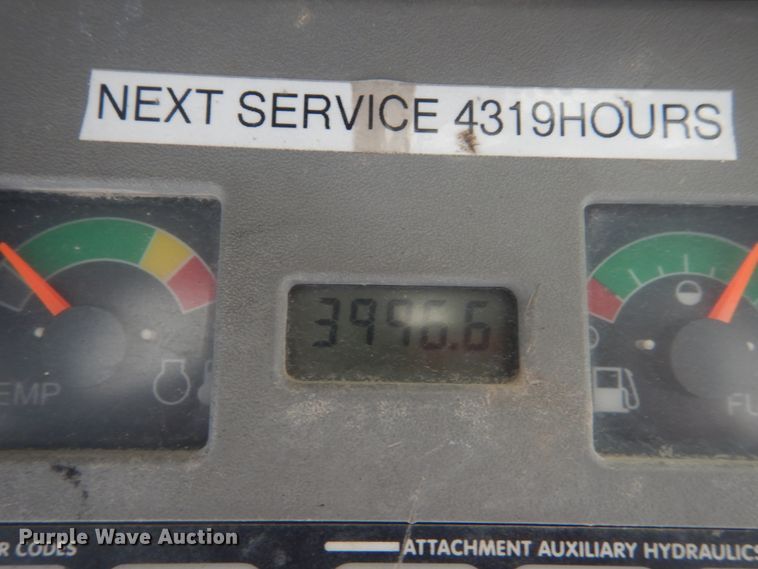 image for item IV9543 2005 Bobcat S150  skid steer loader