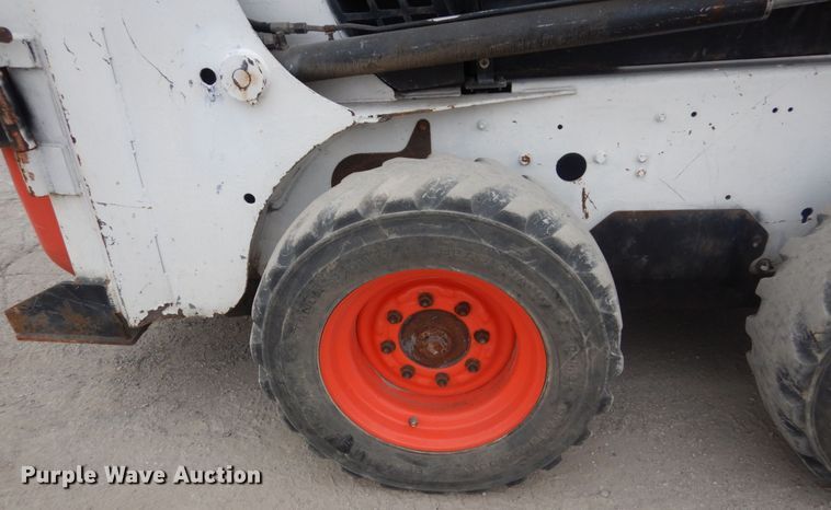 image for item IV9543 2005 Bobcat S150  skid steer loader