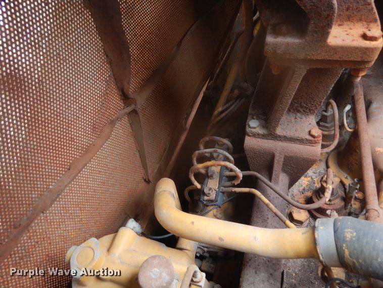 image for item IV9545 1973 Caterpillar 977L  track loader