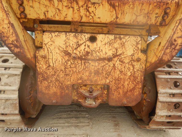 image for item IV9545 1973 Caterpillar 977L  track loader