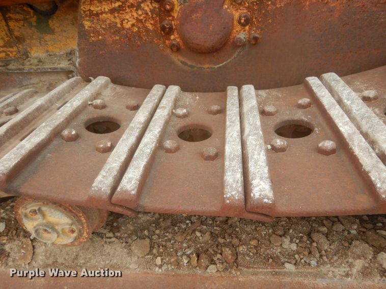 image for item IV9545 1973 Caterpillar 977L  track loader