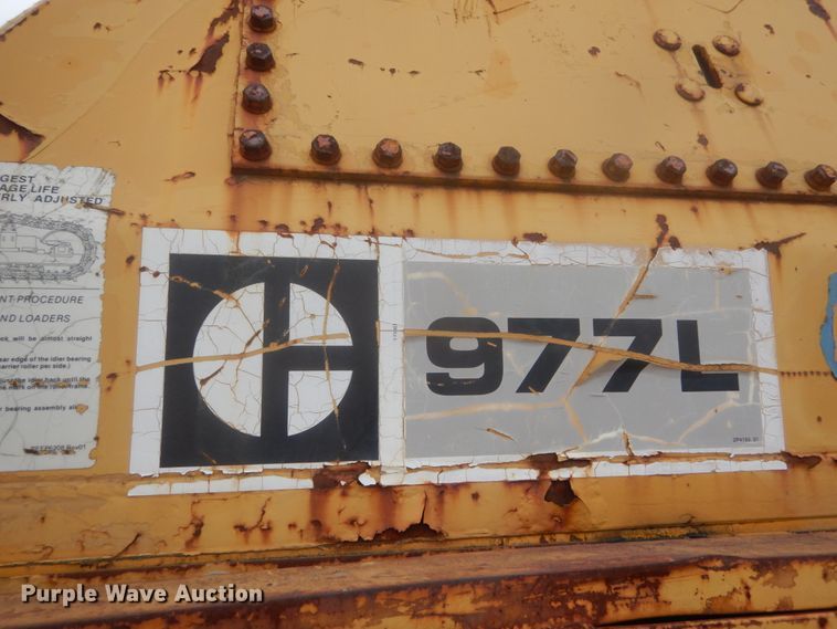 image for item IV9545 1973 Caterpillar 977L  track loader