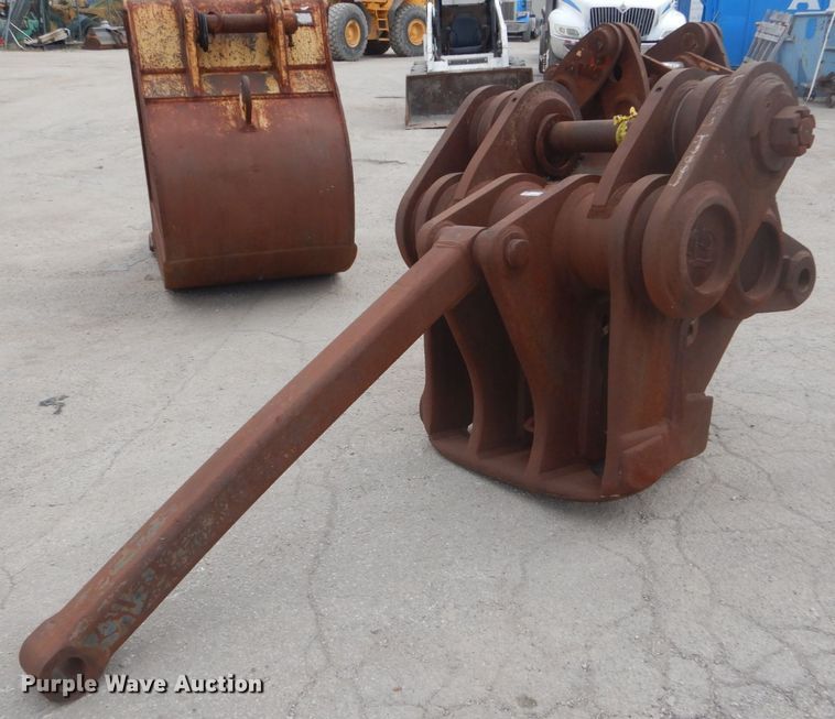 image for item IV9547 32" W pulverizer