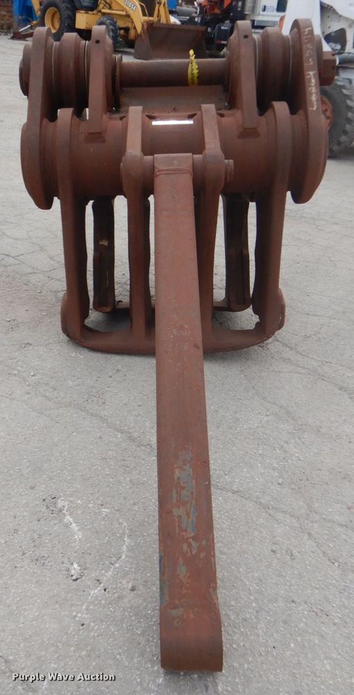 image for item IV9547 32" W pulverizer