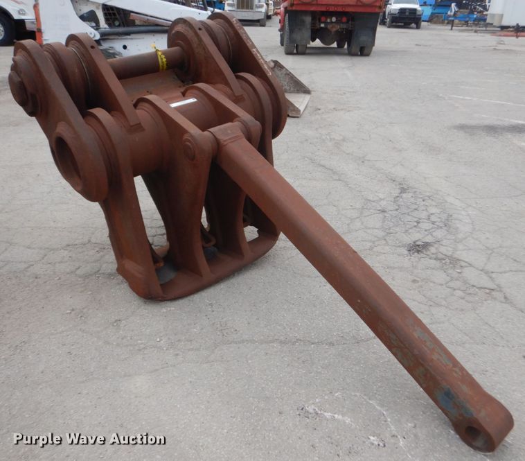 image for item IV9547 32" W pulverizer