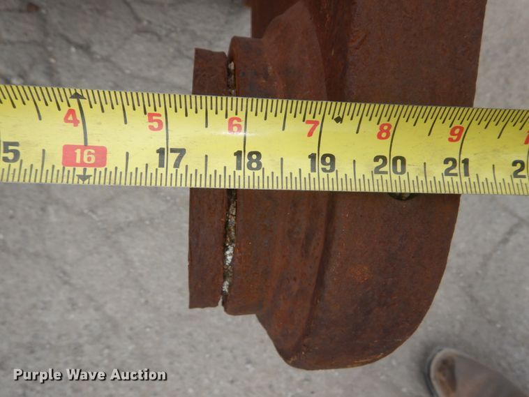 image for item IV9547 32" W pulverizer