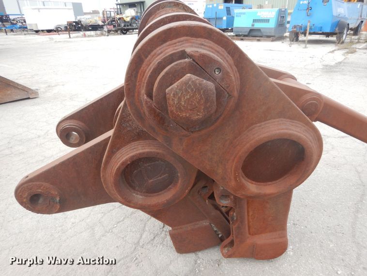 image for item IV9547 32" W pulverizer