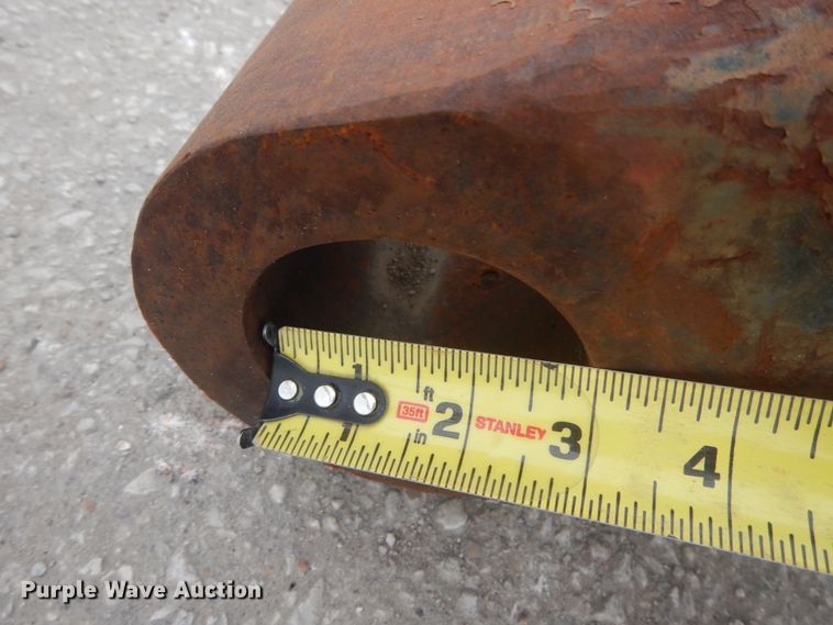 image for item IV9547 32" W pulverizer