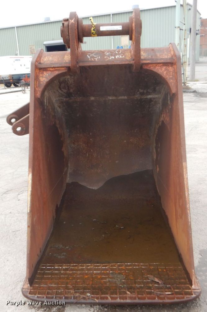 image for item IV9548 Bateman PC300-6 excavator bucket