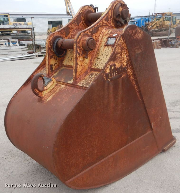 image for item IV9548 Bateman PC300-6 excavator bucket