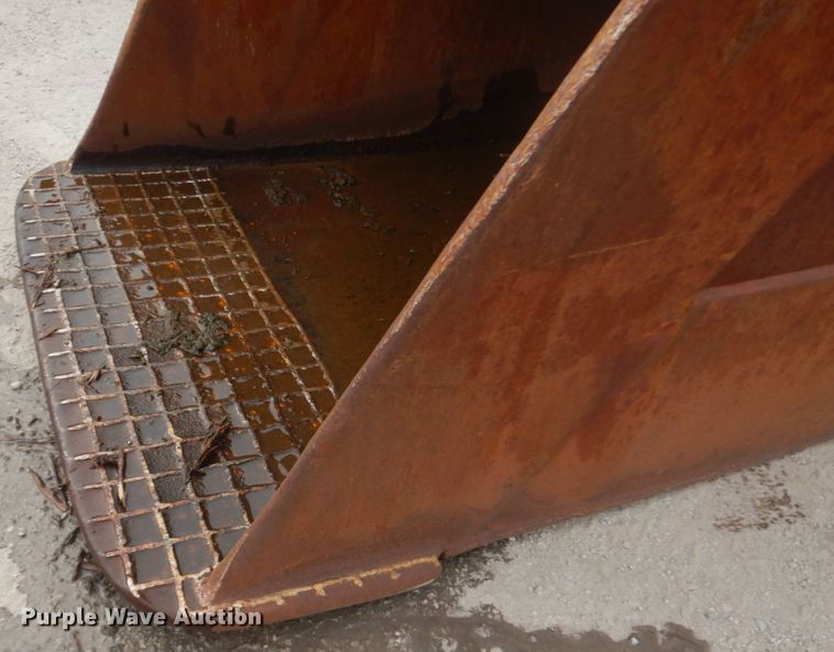 image for item IV9548 Bateman PC300-6 excavator bucket