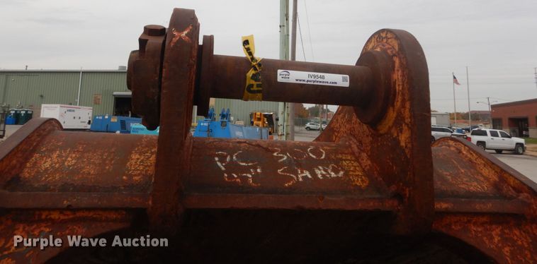 image for item IV9548 Bateman PC300-6 excavator bucket