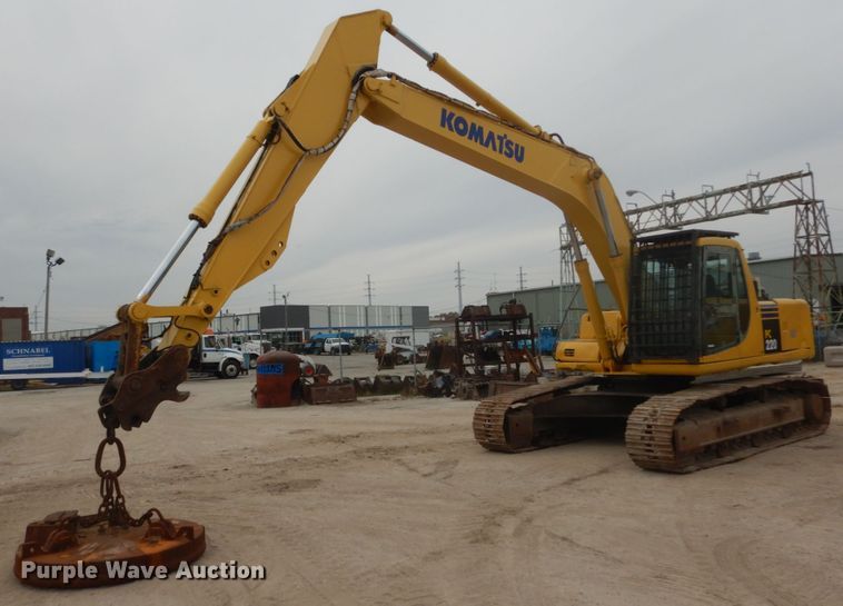 image for item IV9549 2000 Komatsu PC220LC-6LE  excavator