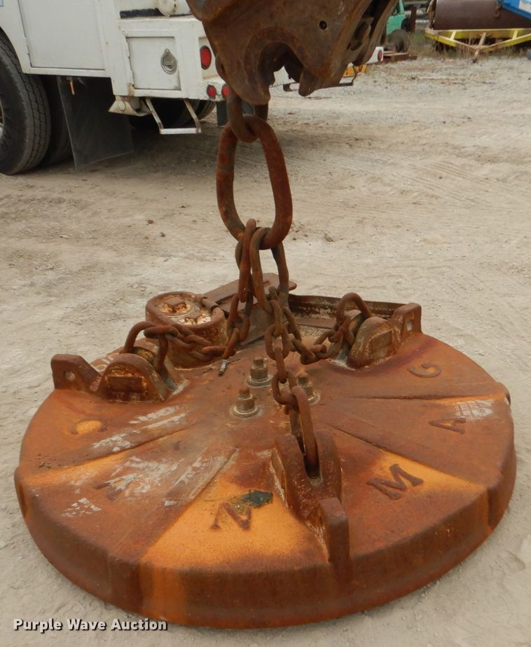 image for item IV9549 2000 Komatsu PC220LC-6LE  excavator