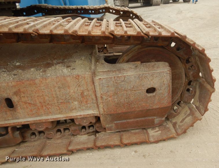 image for item IV9549 2000 Komatsu PC220LC-6LE  excavator