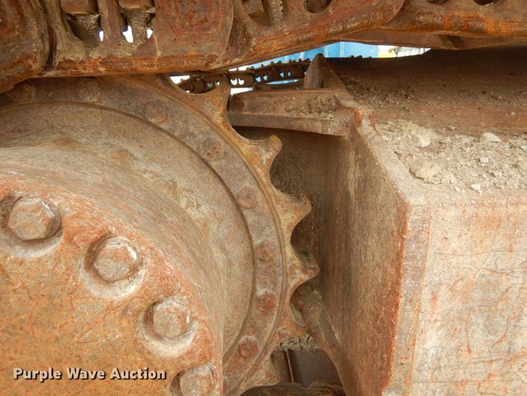 image for item IV9549 2000 Komatsu PC220LC-6LE  excavator