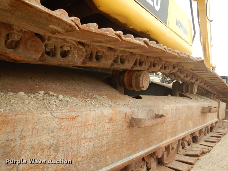 image for item IV9549 2000 Komatsu PC220LC-6LE  excavator