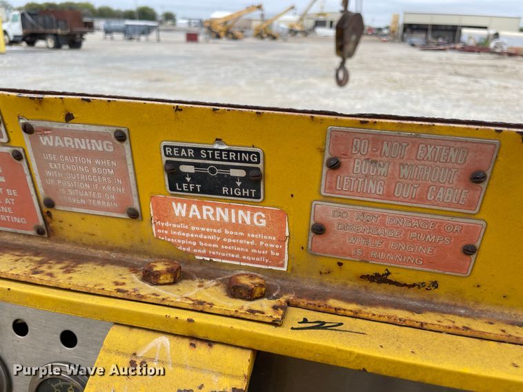 image for item IX9506 1980 Pettibone MultiKrane 40  crane