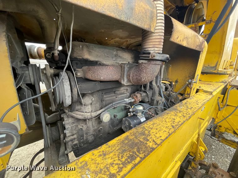 image for item IX9506 1980 Pettibone MultiKrane 40  crane