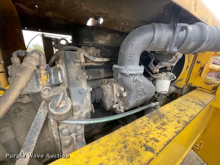 image for item IX9506 1980 Pettibone MultiKrane 40  crane