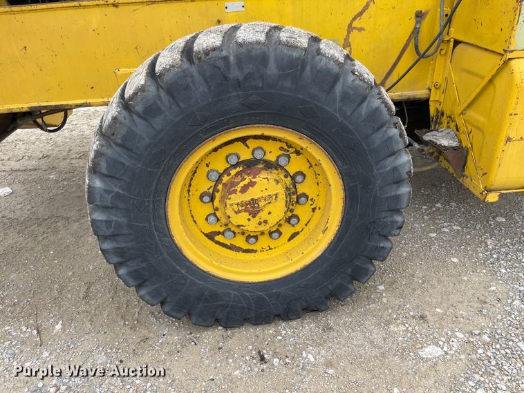 image for item IX9506 1980 Pettibone MultiKrane 40  crane