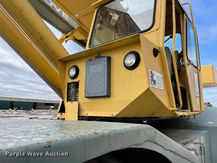 image for item IX9524 Grove RT-740  crane