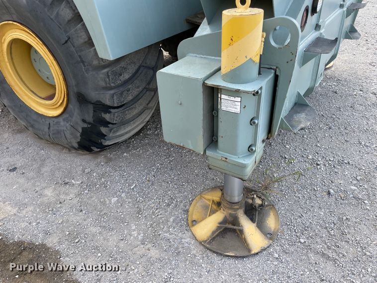 image for item IX9524 Grove RT-740  crane