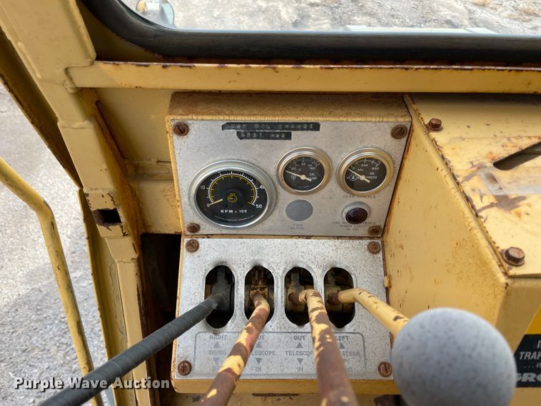 image for item IX9524 Grove RT-740  crane