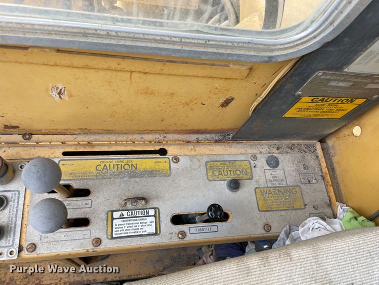 image for item IX9524 Grove RT-740  crane