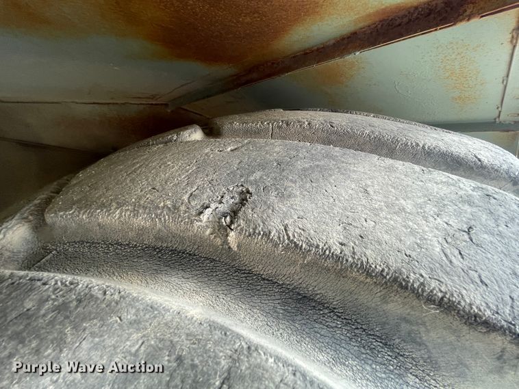 image for item IX9524 Grove RT-740  crane