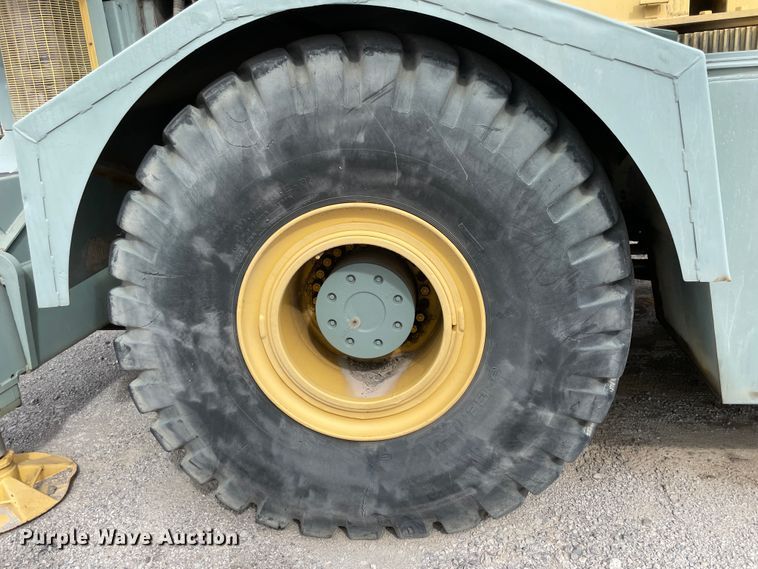 image for item IX9524 Grove RT-740  crane