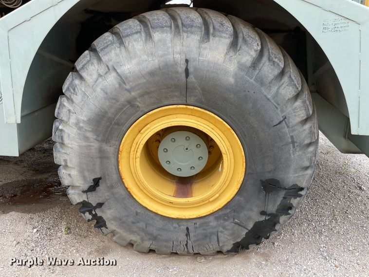 image for item IX9524 Grove RT-740  crane