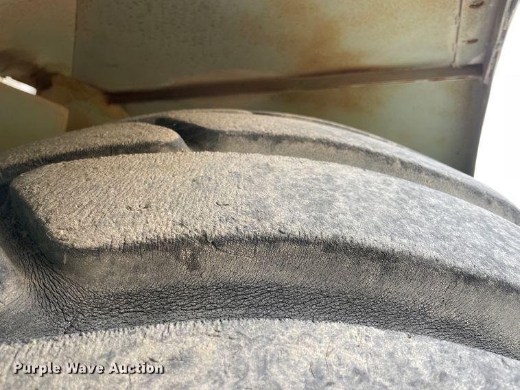 image for item IX9524 Grove RT-740  crane