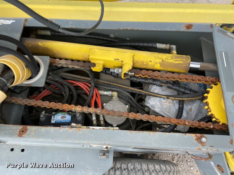 image for item IX9527 2001 Workforce Falcon 125  boom lift