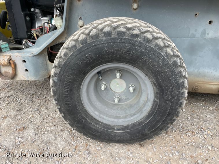 image for item IX9527 2001 Workforce Falcon 125  boom lift