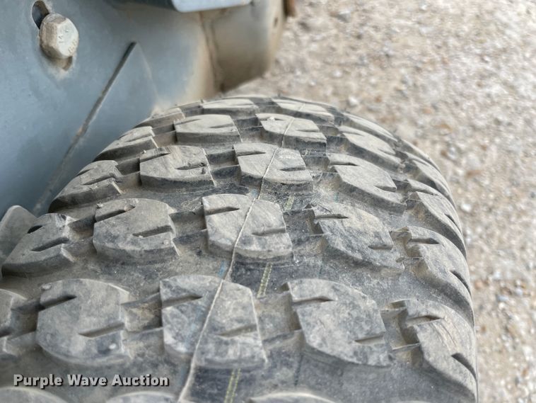 image for item IX9527 2001 Workforce Falcon 125  boom lift