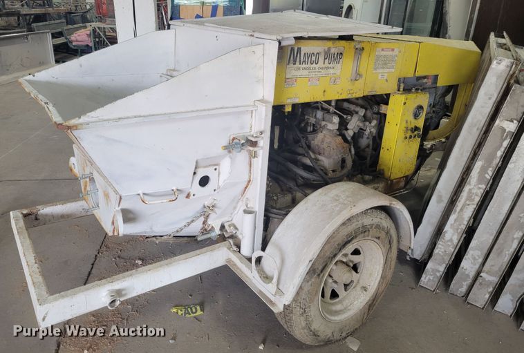 image for item JF9944 Mayco Pump ST-30  concrete pump