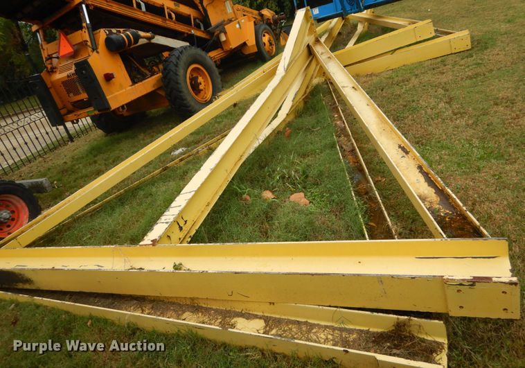 image for item JF9945 Gantry crane