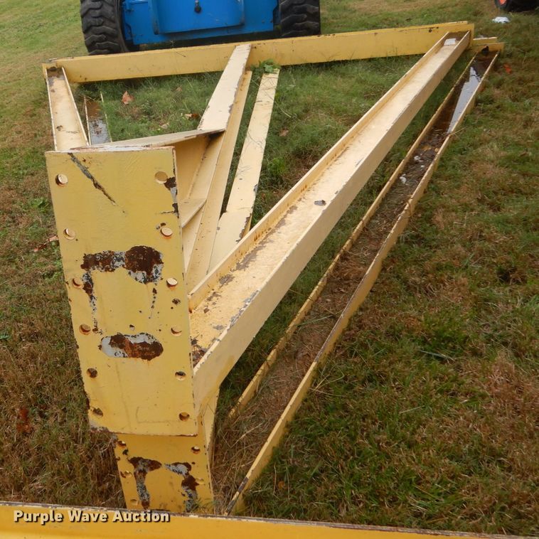 image for item JF9945 Gantry crane