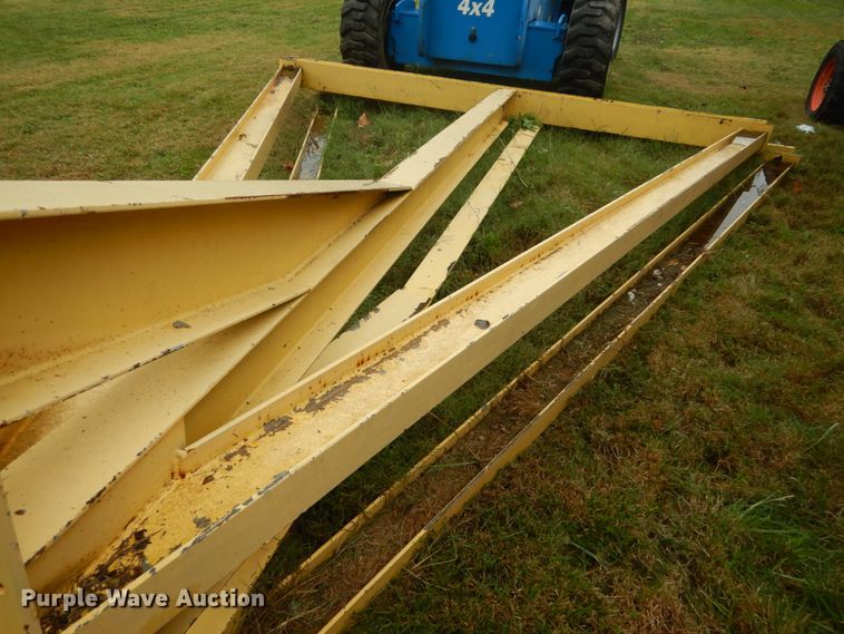 image for item JF9945 Gantry crane