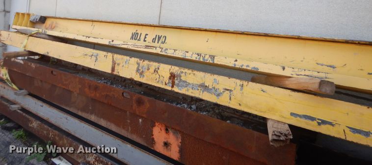 image for item JF9945 Gantry crane