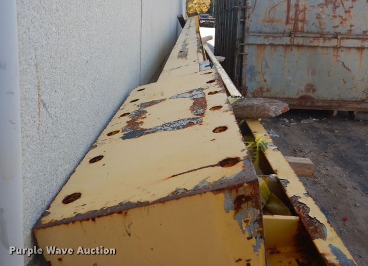 image for item JF9945 Gantry crane