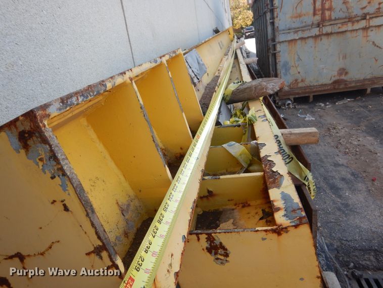 image for item JF9945 Gantry crane