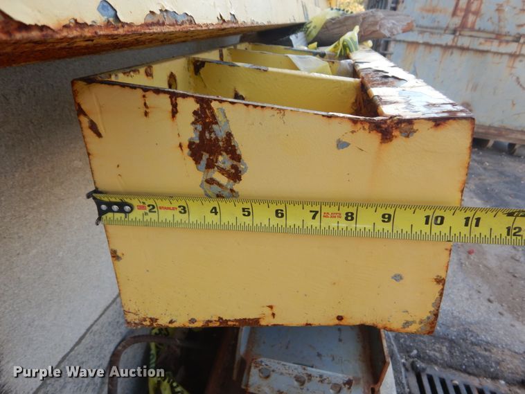 image for item JF9945 Gantry crane