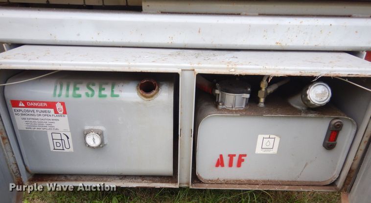 image for item JF9946 Sky Jack SJ8243  scissor lift