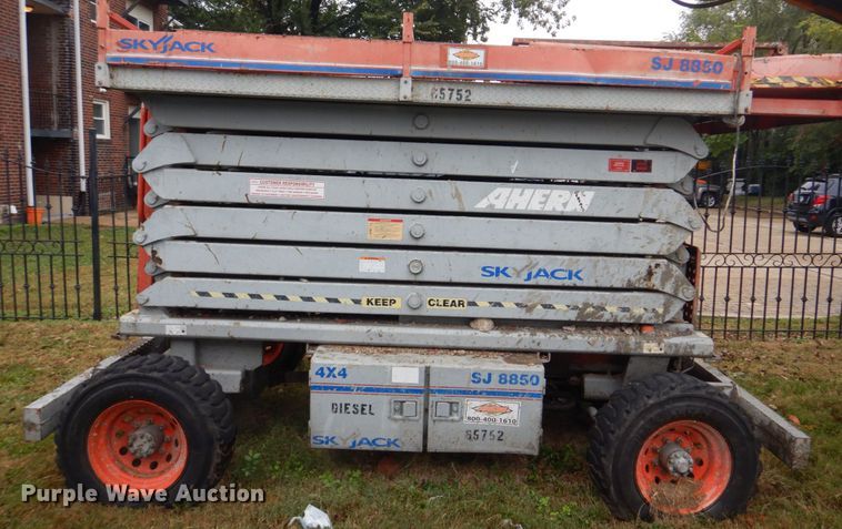 image for item JF9948 Skyjack SJ8850  scissor lift