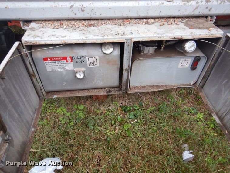 image for item JF9948 Skyjack SJ8850  scissor lift