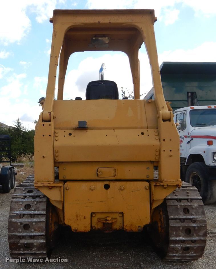 image for item JF9954 1979 Caterpillar 977  track loader